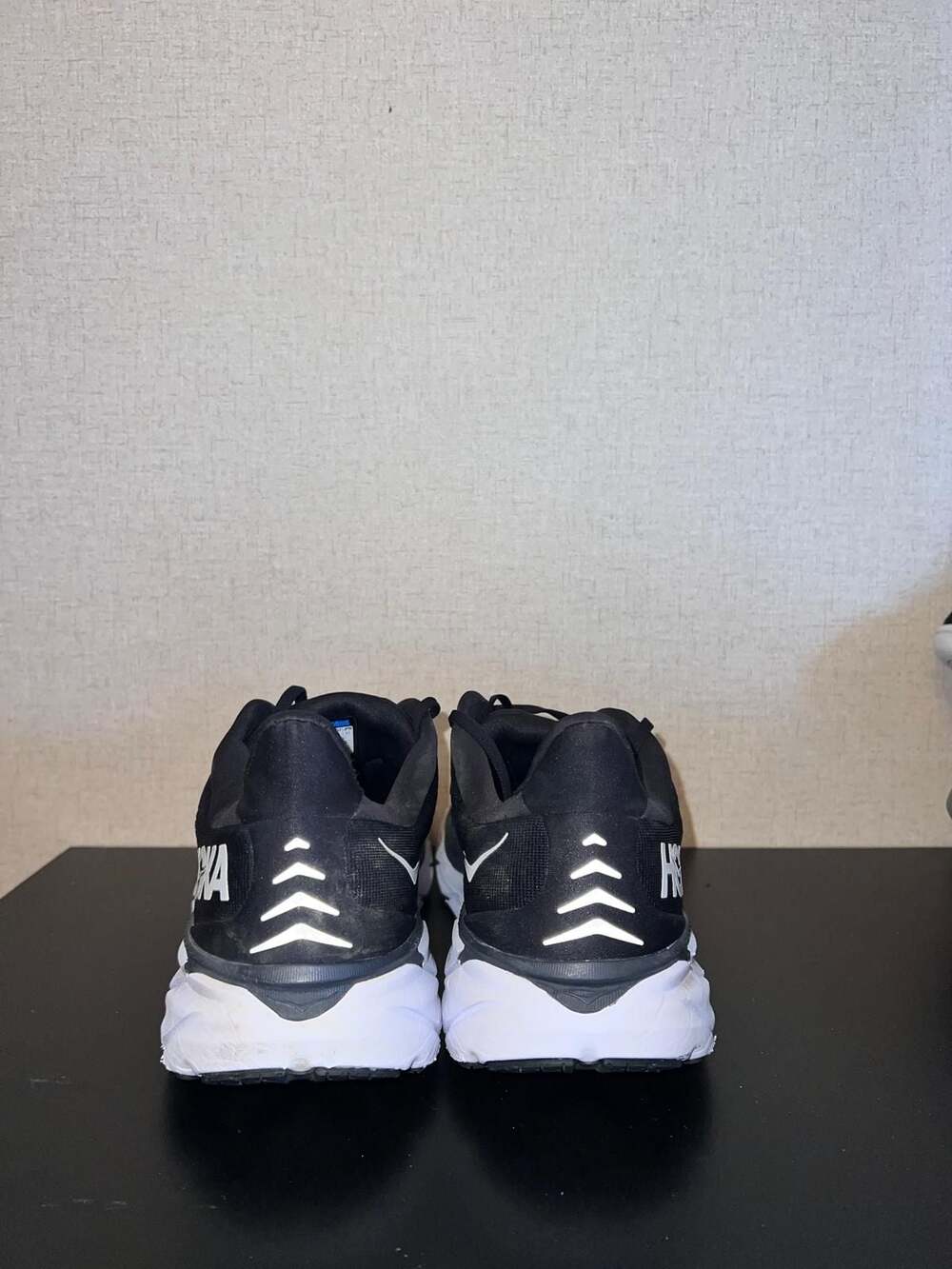 HOKA One One Clifton 8 Wide Black White Men's Running Shoes Size 13 2E - Picture 9 of 11